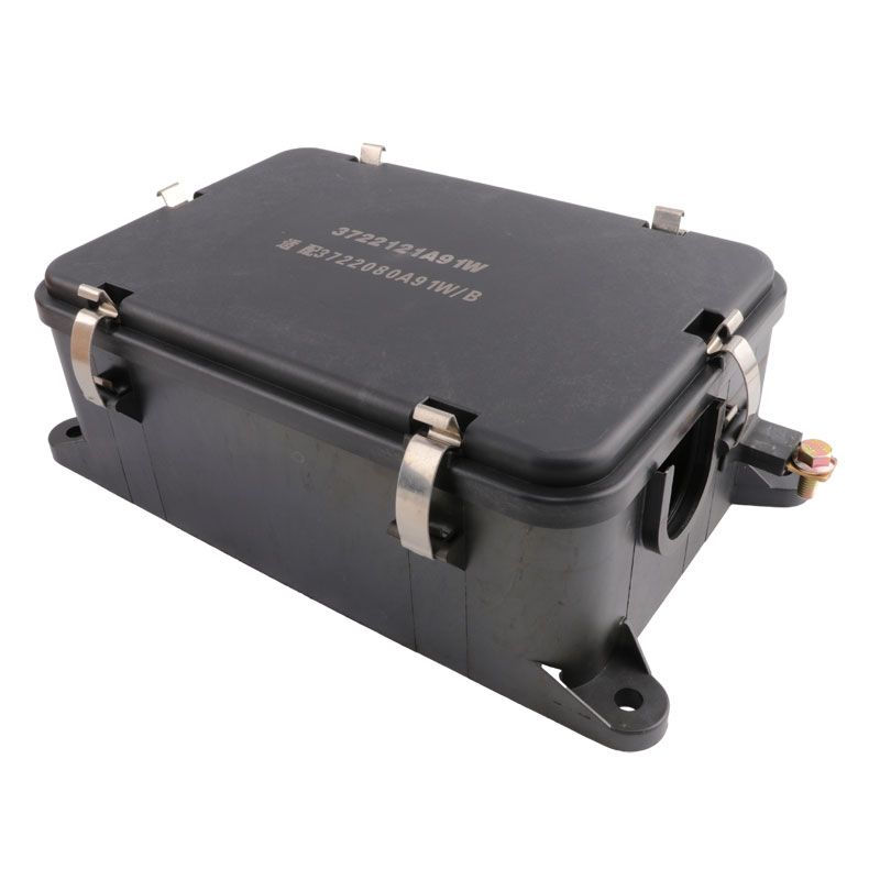 电源盒配电盒总成