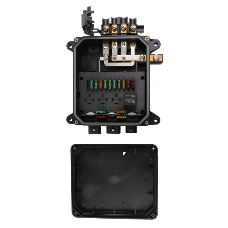 电源盒配电盒总成