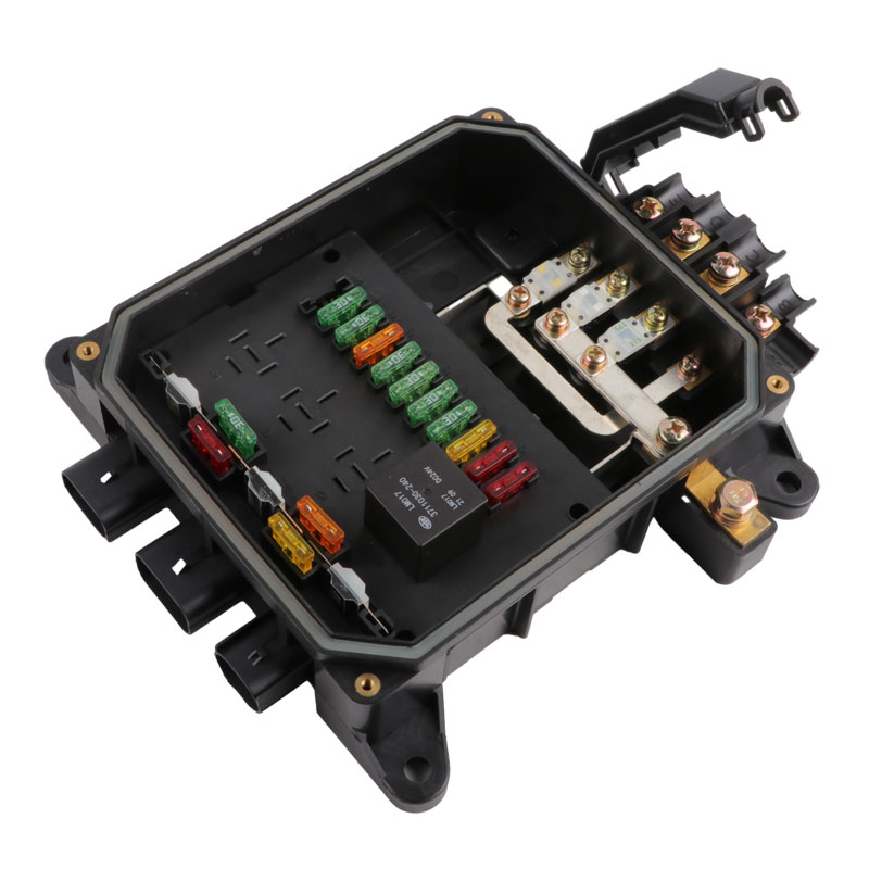 电源盒配电盒总成