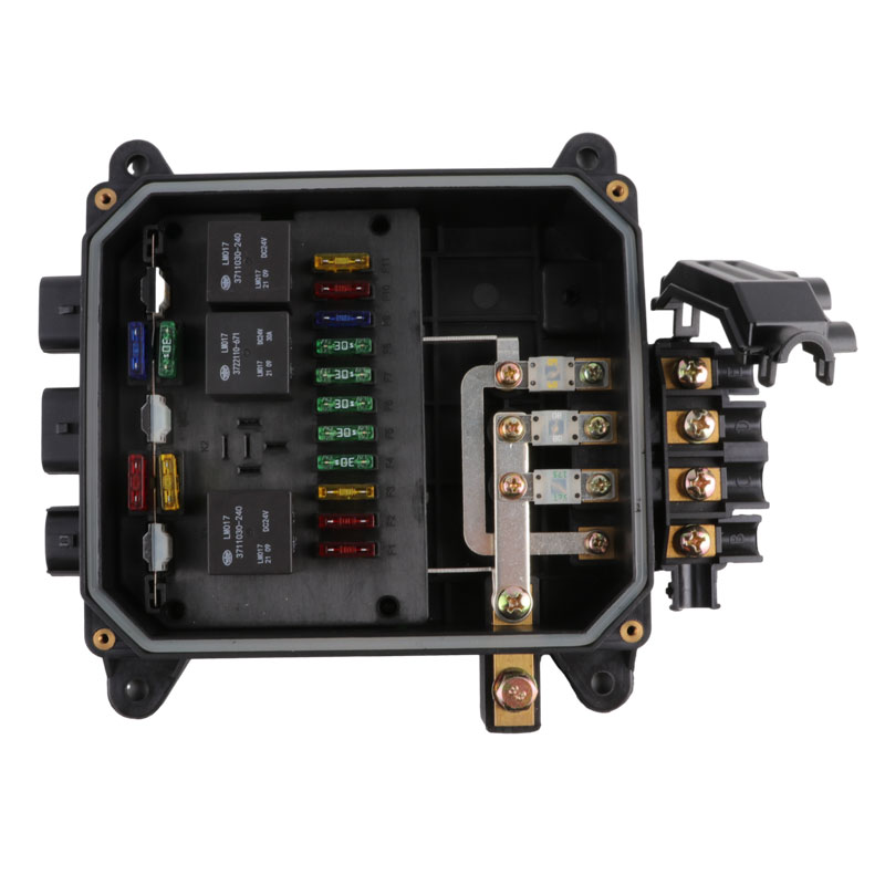 电源盒配电盒总成