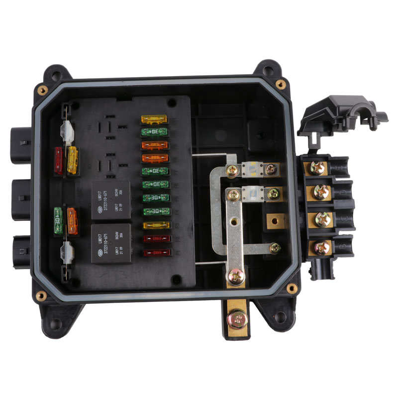 电源盒配电盒总成