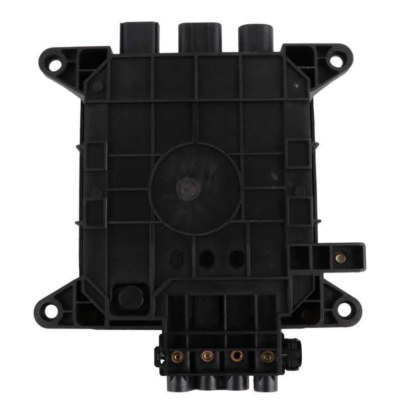 电源盒配电盒总成