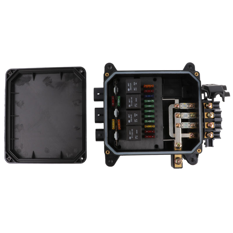 电源盒配电盒总成