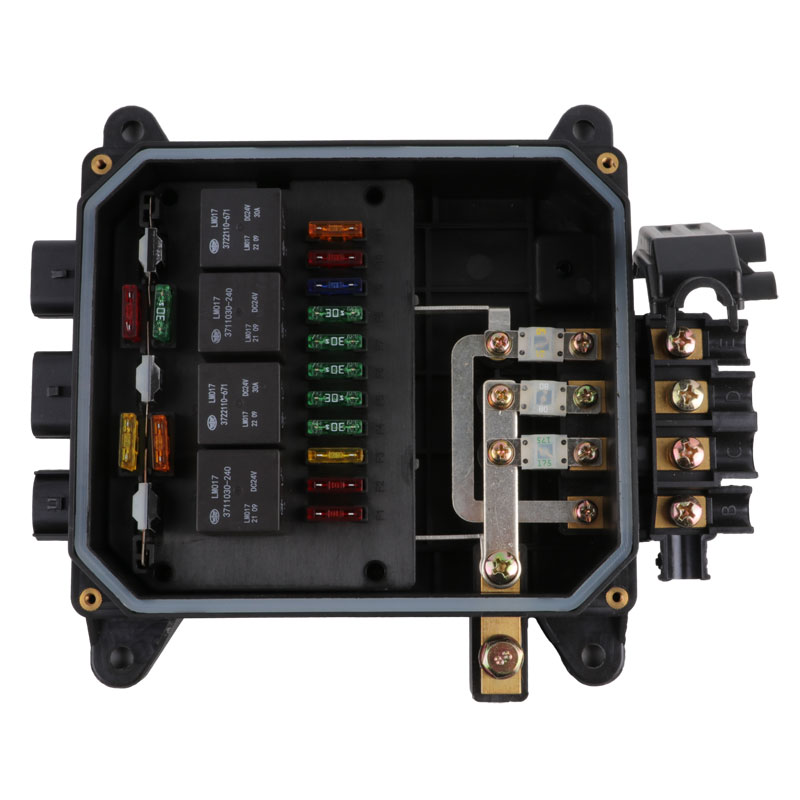 电源盒配电盒总成