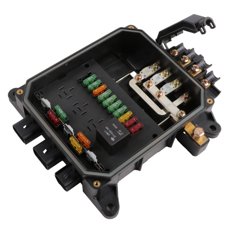 电源盒配电盒总成