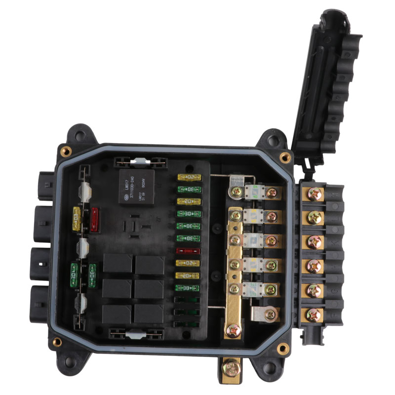 电源盒配电盒总成